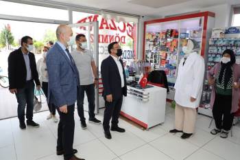 Vali Çiçek: “Eczacılarda Sağlık Personelleri Gibi Fedakarca Çalıştı”
