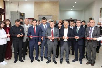 Vali Çiçek: “Turistlere Kimsenin Haksızlık Yapmasına, Dolandırmasına İzin Vermeyeceğiz”
