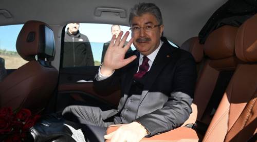 Vali Erdinç Yılmaz: Şehirle ağlamak şehirle gülmek