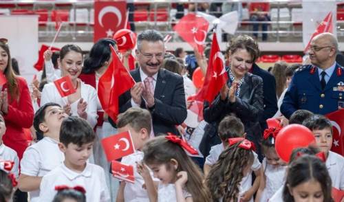 Vali Hüseyin Aksoy, Eskişehir’in gelişimine yön veriyor