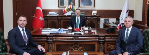 Vali Hüseyin Aksoy'a Başkan Karabacak'tan ziyaret