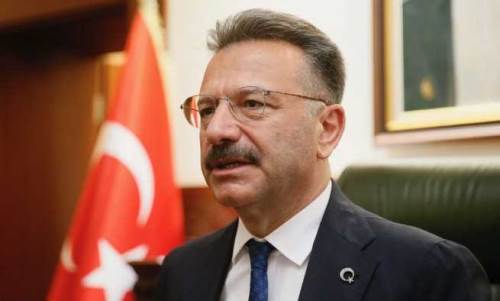 Vali Hüseyin Aksoy’dan Yunus Emre’ye vefa mesajı