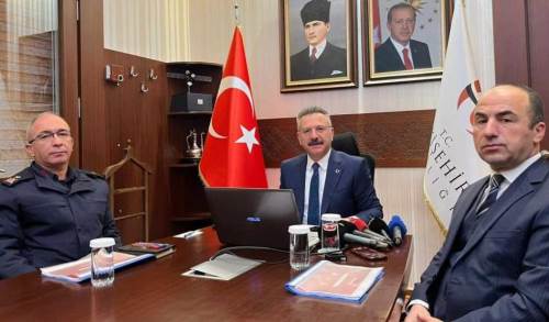 Vali Hüseyin Aksoy Eskişehir’e veda etti