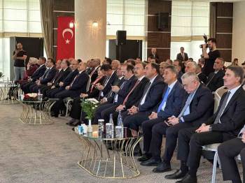 Vali Kızılkaya, 56. Olağan Genel Meclis Toplantısına Katıldı
