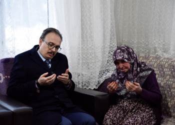 Vali Kızılkaya’Dan Şehit Annesine Ziyaret
