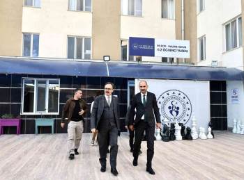 Vali Kızılkaya Kyk Yurtlarında İncelemelerde Bulundu

