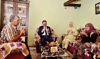 Vali Kızılkaya Şehit Ailesiyle Bir Araya Geldi
