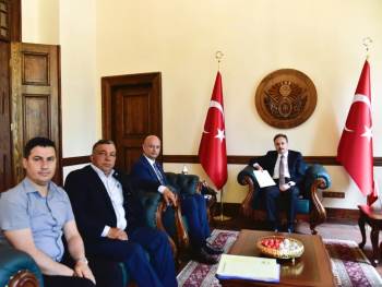 Vali Kızlkaya Çiftçilere Müjdelerde Bulundu
