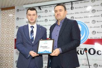 Vali Musa Işın, Ülkü Ocakları’Nda Gençlerle Bir Araya Geldi
