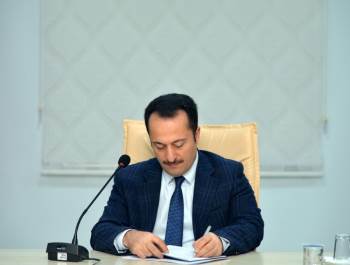 Vali Şentürk, İl Genel Meclis Üyelerine Uyarıda Bulundu
