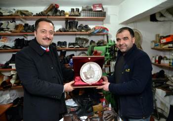 Vali Şentürk’Ten Yılın Ahisine Ziyaret
