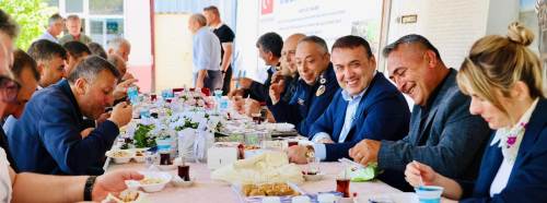 Vali Sözer Hıdırellez şenliklerinde vatandaşlarla buluştu