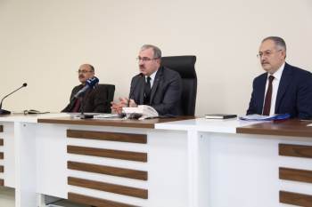 Vali Toraman: "Yatırım Yapan Kazanacak, Senaryo Yazan Kaybedecek"
