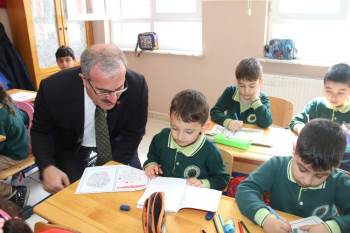 Vali Toraman’In Okul Ziyaretleri
