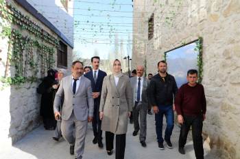 Vali Yiğitbaşı’Nın Bayram Sonrası Yoğun Mesaisi
