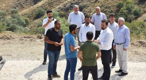 Valilik köy yollarını asfaltladı
