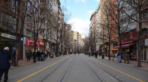 Vandallar Eskişehir'in güzelliğine gölge düşürüyor