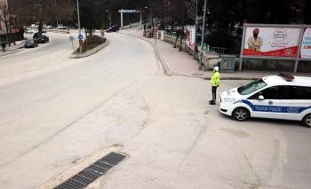 Vatandaş "Evde Kal" Çağrısına Uydu, Bilecik Sokakları Bomboş Kaldı
