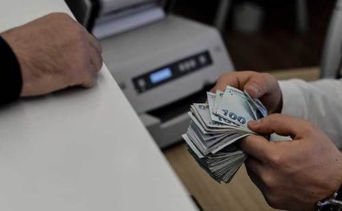 Vatandaşın en büyük sorunu düşük maaş ve kira fiyatları...