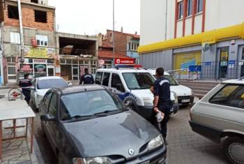 Vatandaşlar Fırınlara Koşarak Sokağa Çıkma Kısıtlamasını Hiçe Saydı
