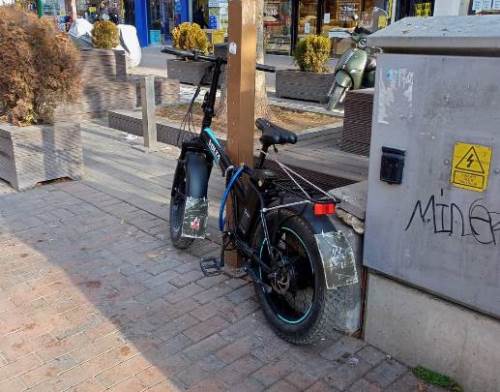 Vatandaşlar talep ediyor: Bisikletler için park alanları şart