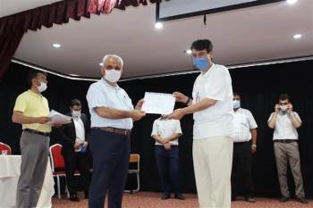 Vefa Sosyal Destek Gurubunda Görev Yapan Din Görevlilerine Başarı Belgesi
