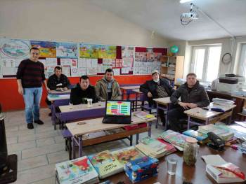 Velilere Yönelik ‘Aile Okulu’ Seminerleri Devam Ediyor
