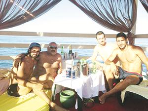 Veysel Antalyada tatilde