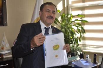 Veysel Eroğlu, Şuhut Kaymakamlığını Ziyaret Ette
