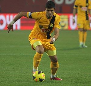 Veysel ve Tarıka üzülüyorum