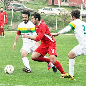 Şampiyonu devirdi Play Off u garantiledi! 3 -1