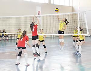 VOLEYBOLDA NEFES KESEN ÇEKİŞME
