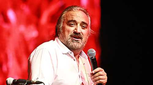 Volkan Konak'tan Amerika düzeltmesi