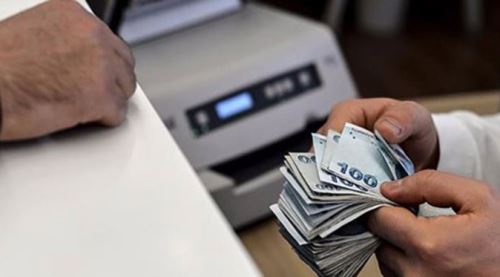 X-Ray cihazında 36 bin lirasını unuttu