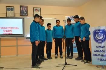 Yabancı Uyruklu Öğrencilerin İstiklal Marşı Coşkusu
