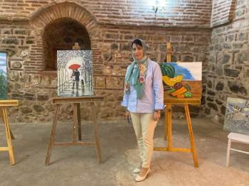 Yağlı Boya Resimleri Tarihi Taşhan Binasında Sergilendi
