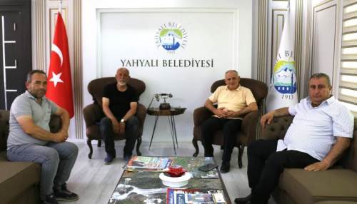 Yahyalı’da hizmet teşekkürü: Muhtarlardan Başkan Öztürk’e ziyaret
