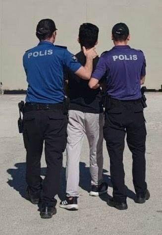 Yakalaması Olan Şüpheli Yakayı Ele Verdi
