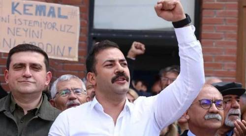 Yalaz toplantıdayken CHP’ye çökebilirler
