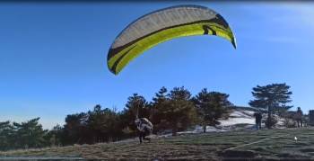 Yamaç Paraşütçülerinden 2022 Yılının İlk Uçuşu
