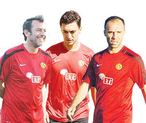 Yanalın ekibinde ayrılık