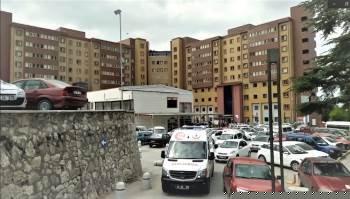 Yanan Bebeği Helikopter Ambulansta Hastaneye Kadar Kucağından İndirmedi
