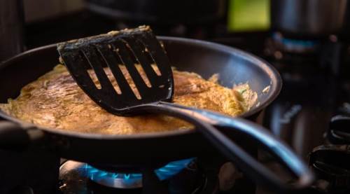 Yanan Tava Nasıl Temizlenir? Etkili Yöntemler ile Hızla Temizlik