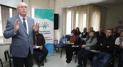 Yanlış bilinen doğruları anlattı