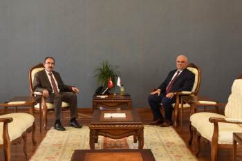 Yapılacak Olan Cami Hakkında Fikir Alışverişinde Bulundular
