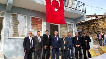 Yardımlaşarak Yaptıkları İmam Evi, Doktor Odası Ve Kütüphane Hizmete Girdi
