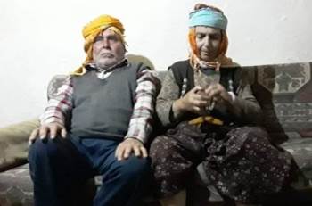 Yarım Asırdır Kirman İle Yün Eğirip Çorap Örüyorlar
