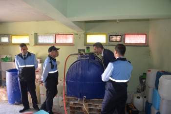 Yasalara Aykırı Deterjan Dolumu Ve Üretimi Yapılan Depo Mühürlendi
