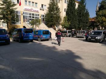 Yaşlı Çift Cinayetinde Gözaltına Alınan 6 Kişi Adliyeye Sevk Edildi
