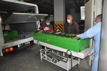 Yaşlı Çifti Ağabeylerinin Öldürdüğünü Yenge İtiraf Etti
